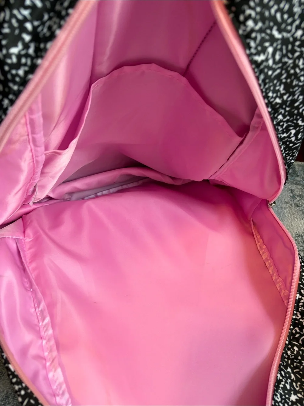 Kids Black & Pink Patterned Backpack with Colorful Patches new with out tags